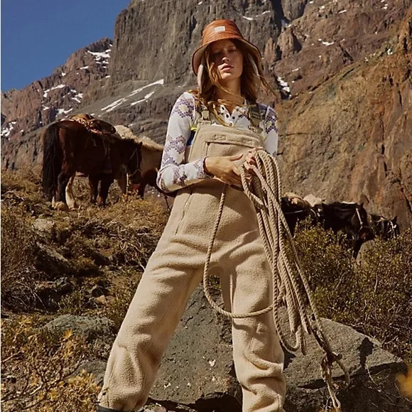 NWT FP Movement by Free People Bucket List Reversible Sherpa  display picture 2